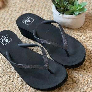 Wedged flip flops